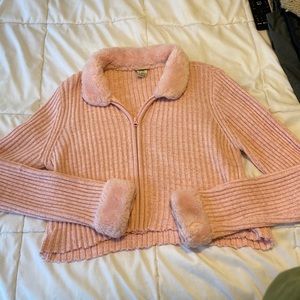 y2k pink jacket faux fur trim price negotiable